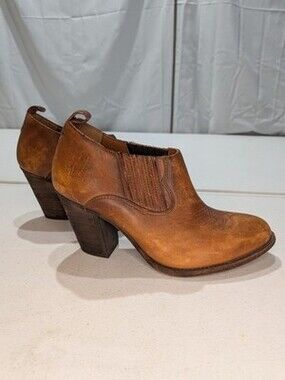 Women's Frye Ilana Pull On Cognac Western Leather Shooties Low Boots Sz US 7B